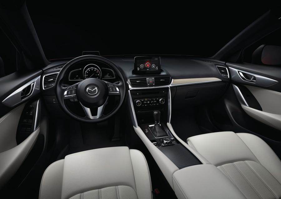  Mazda CX-4 2016 года  (фото 35 из 38)